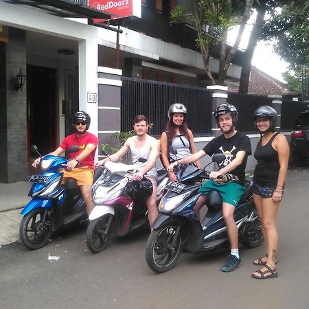 Rumah Sarwestri Bandung Eksteriør bilde