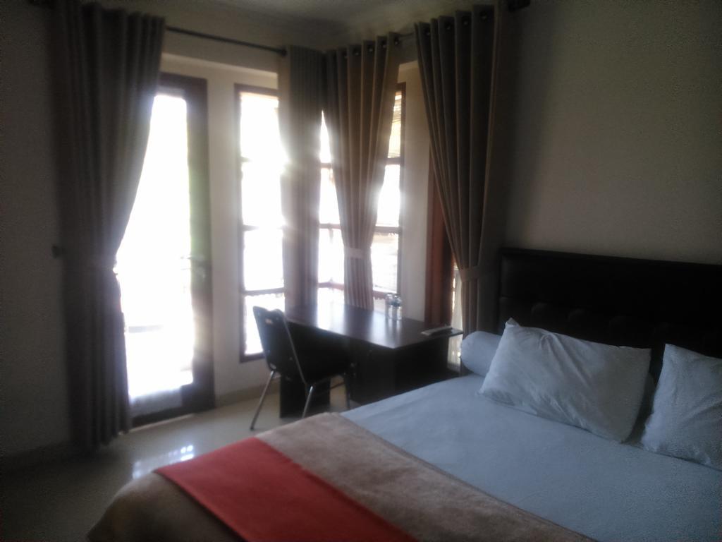 Rumah Sarwestri Hotell Bandung Rom bilde