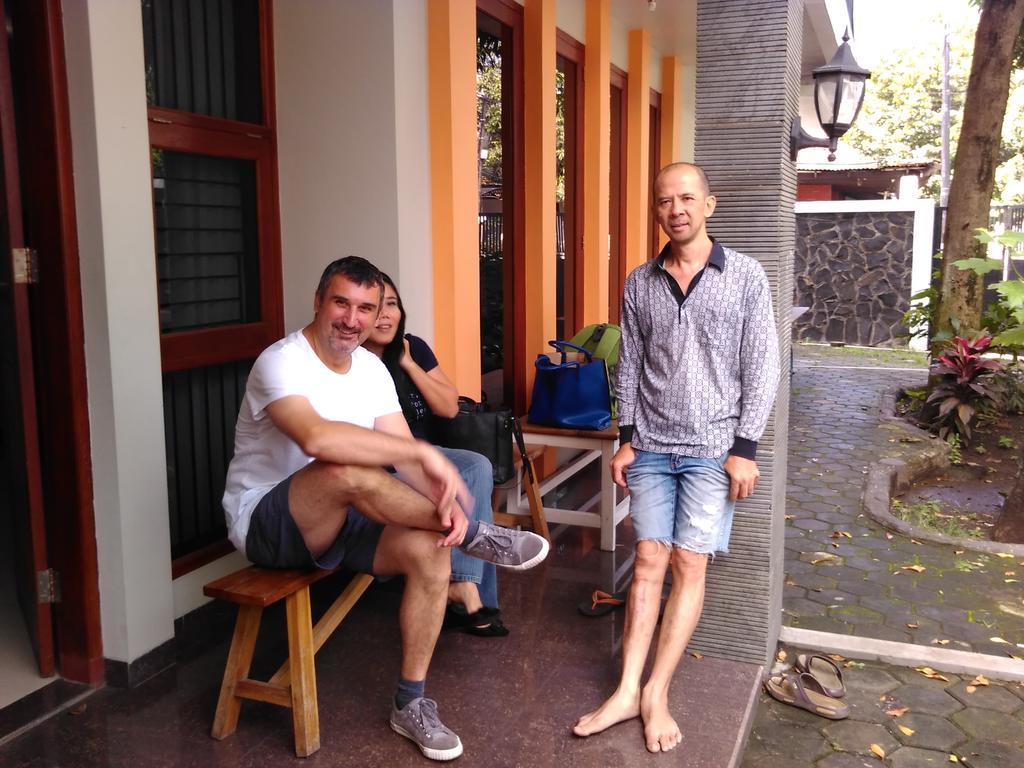 Rumah Sarwestri Bandung Eksteriør bilde