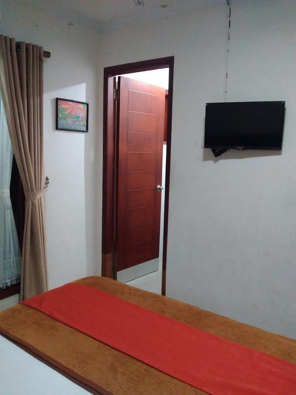 Rumah Sarwestri Hotell Bandung Eksteriør bilde